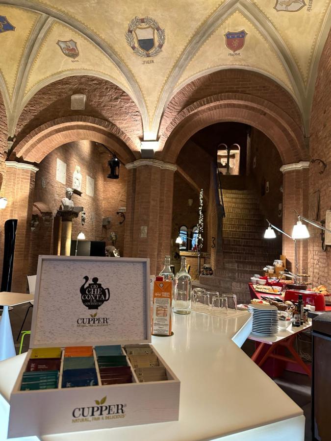 Palazzetto Rosso - Art Hotel Сиена Экстерьер фото